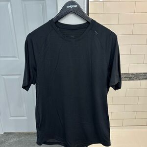 Lululemon License to Train Short-Sleeve Shirt